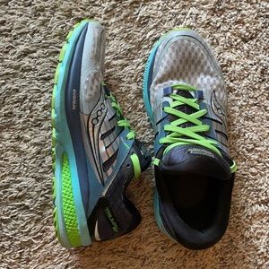 Saucony Women's Triumph ISO 2 Running Shoe